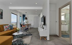 Charming Apartment Tissa With Sea View